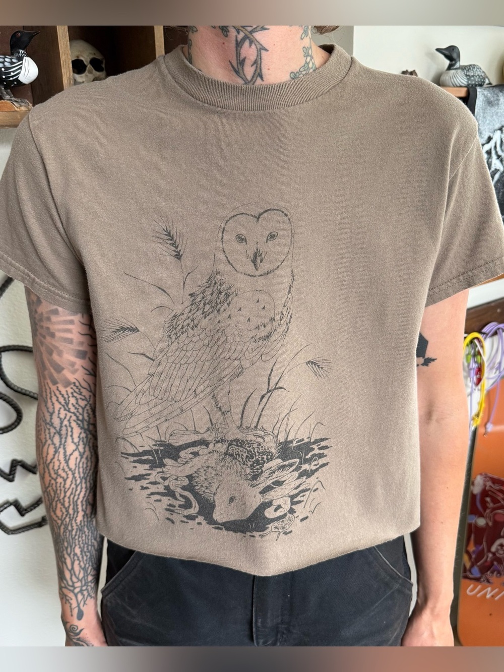 Tan Cropped Boxy Barn Owl Nature Graphic Tee ~ Size Small